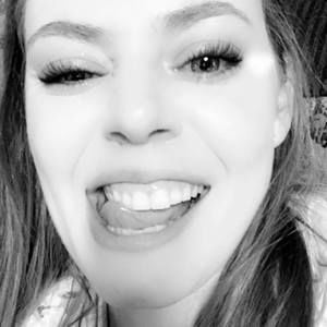 Meet your Posher, Stephani